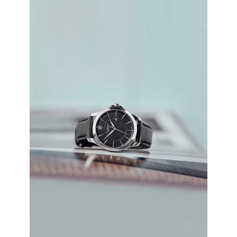 Victorinox 241904.1 laikrodis