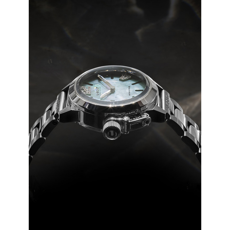 U-Boat 8900 laikrodis