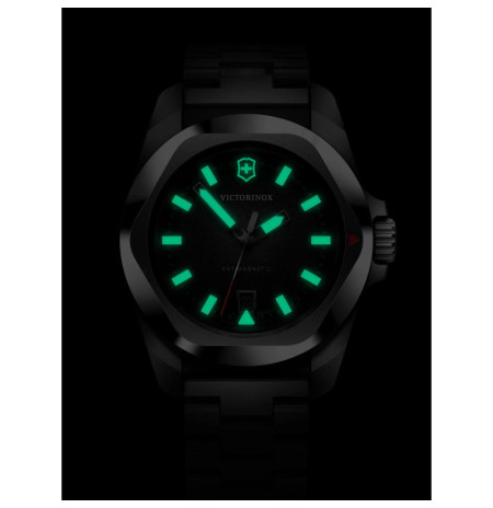 Victorinox 242030 laikrodis