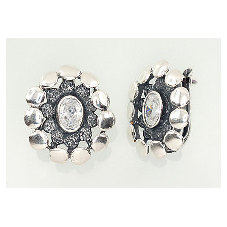 Sudraba auskari ar 'angļu'...