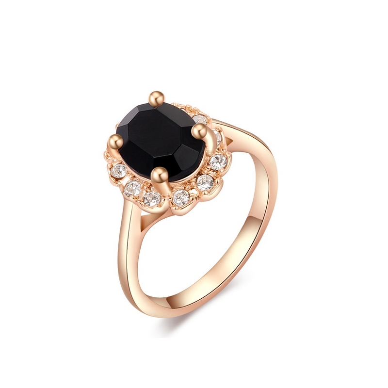 „SWAROSKI ELEMENTS“ PAAUKSUOTAS ŽIEDAS „KARATAS“, (17) DYDIS